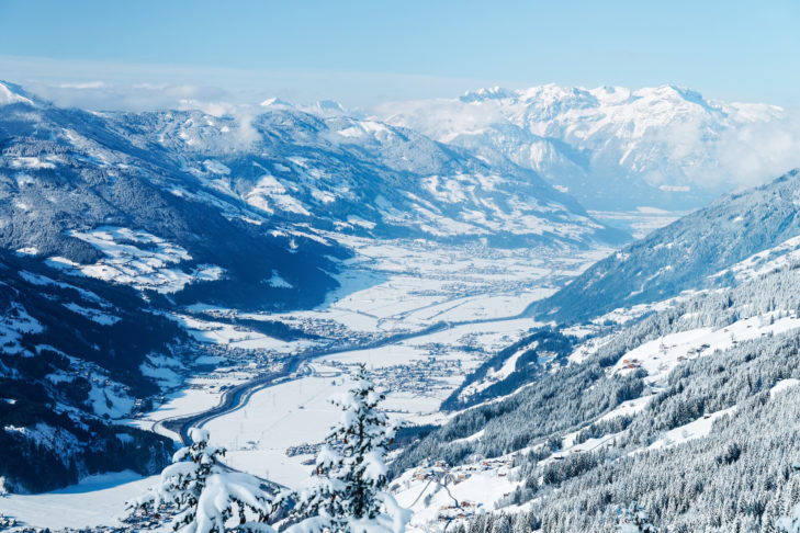 Zillertal w śniegu oferuje wiele wspaniałych stoków narciarskich i alternatywnych aktywności