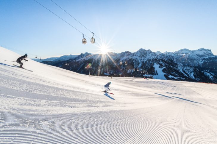 Rozkoszuj się słońcem zimą. To żaden problem na stokach w ośrodkach narciarskich Południowego Tyrolu